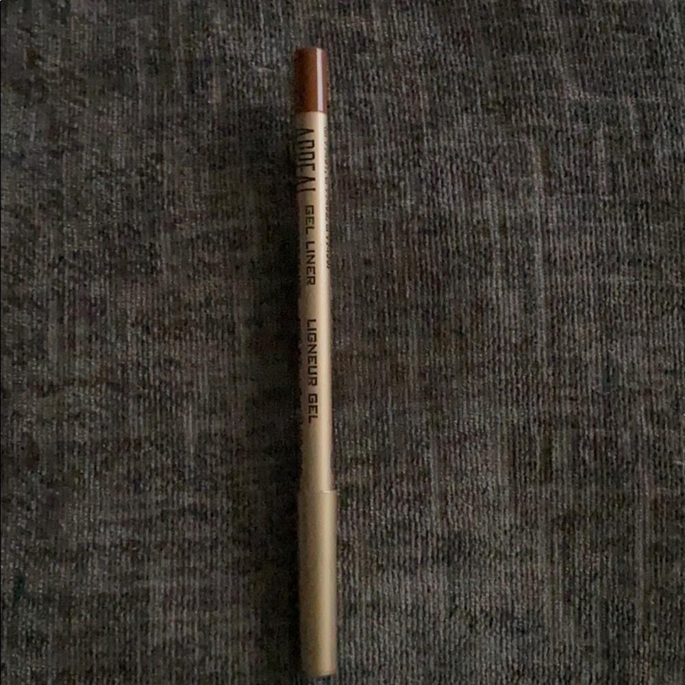 Gel liner